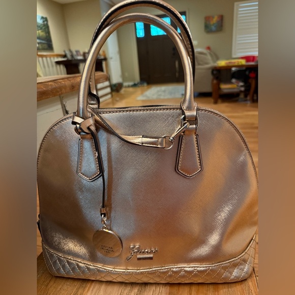 Guess Rose Metallic Satchel Quilted Bottom Keychain NWOT! 17x11 - Picture 1 of 12